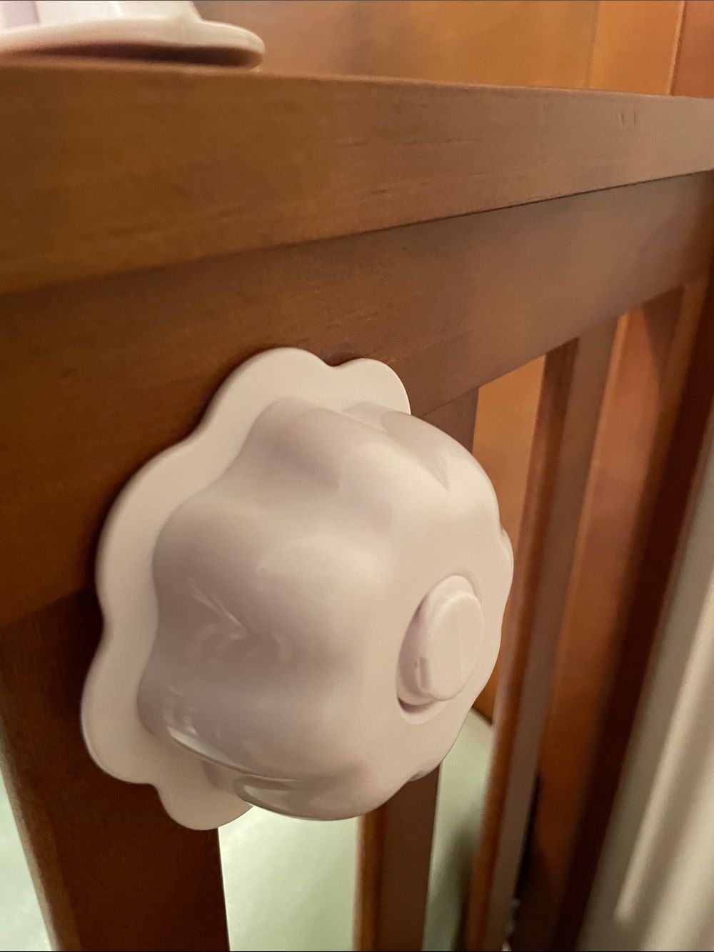 Mint & White Hot Air Balloon Baby musical wind up Mobile - Picture 3 of 4